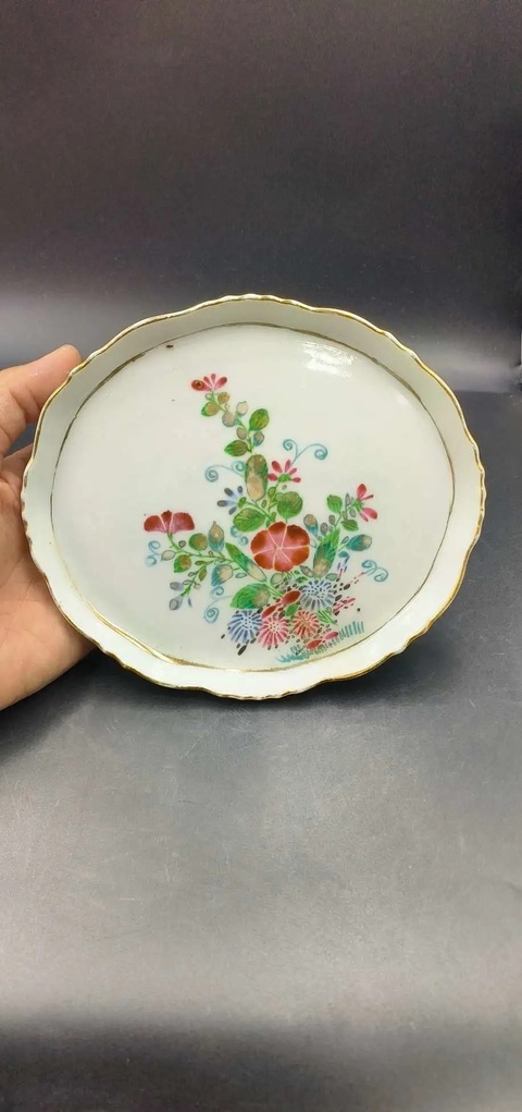 古玩陶瓷粉彩花卉紋茶盤真品鑒賞圖
