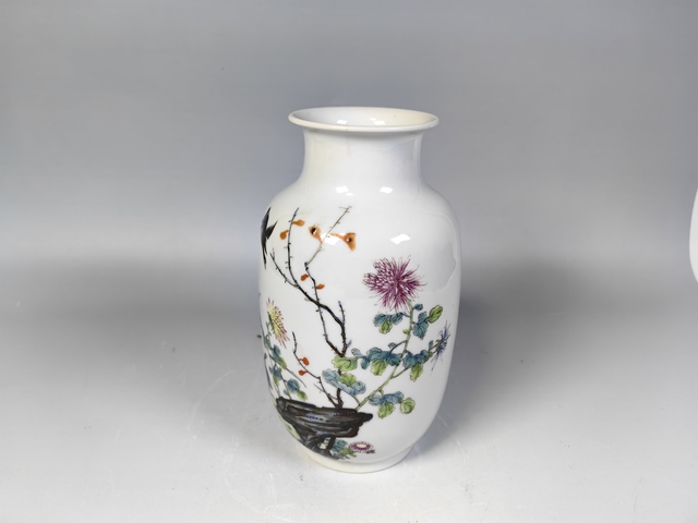 古玩陶瓷民國飛鳴食宿蘆雁圖粉擦燈籠瓶真品鑒賞圖