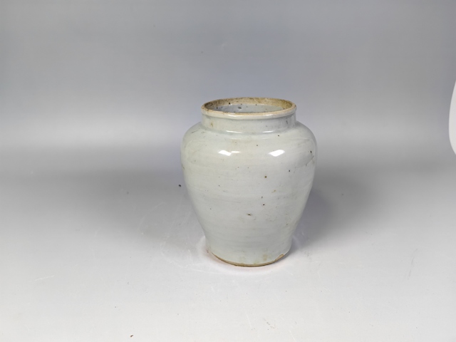 古玩陶瓷明晚崇禎甜白釉罐真品鑒賞圖