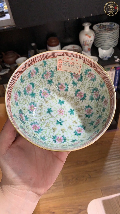 古玩陶瓷黃地粉彩五谷豐登紋碗真品鑒賞圖