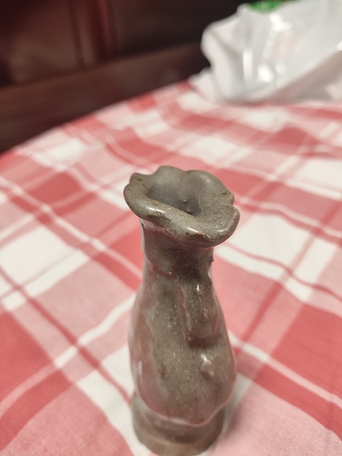 古玩陶瓷龍泉青瓷海棠瓶真品鑒賞圖