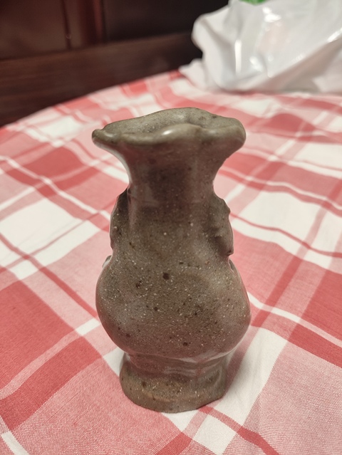 古玩陶瓷龍泉青瓷海棠瓶真品鑒賞圖