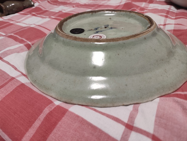 古玩陶瓷豆青釉青花五福捧壽盤真品鑒賞圖