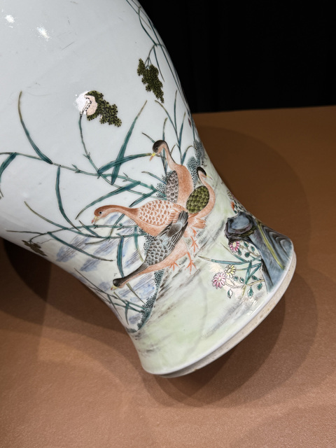 古玩陶瓷蘆雁紋觀音瓶真品鑒賞圖