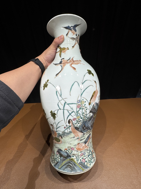 古玩陶瓷蘆雁紋觀音瓶真品鑒賞圖