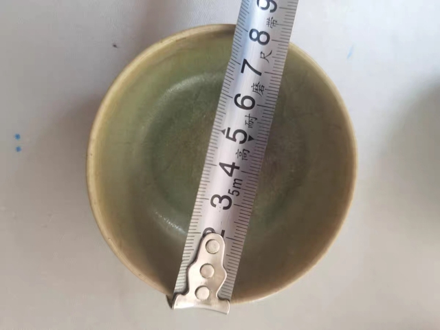 古玩陶瓷龍泉青瓷杯真品鑒賞圖