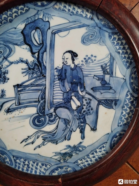 古玩陶瓷青花仕女人物盤心真品鑒賞圖