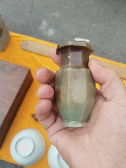 古玩玉器和田玉雕“花插”真品鑒賞圖