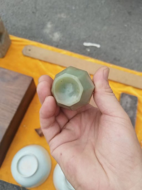 古玩玉器和田玉雕“花插”真品鑒賞圖