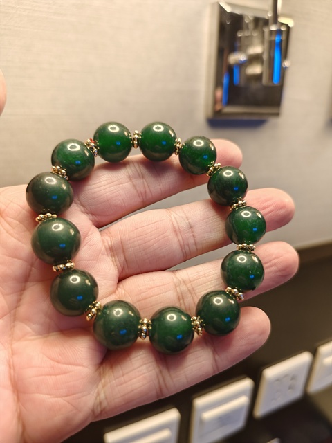 古玩玉器手鏈真品鑒賞圖