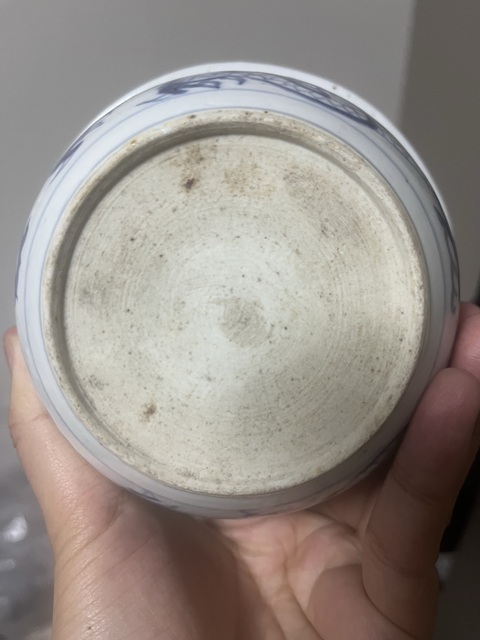 古玩陶瓷清晚期青花云龍趕珠紋香爐真品鑒賞圖