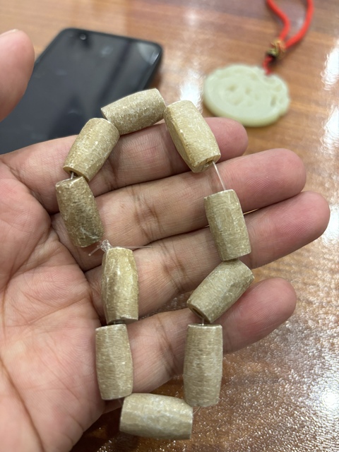 古玩玉器管珠真品鑒賞圖