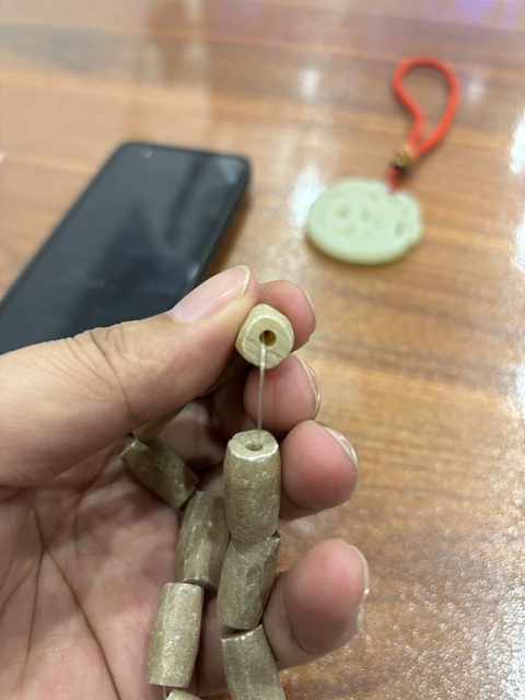 古玩玉器管珠真品鑒賞圖