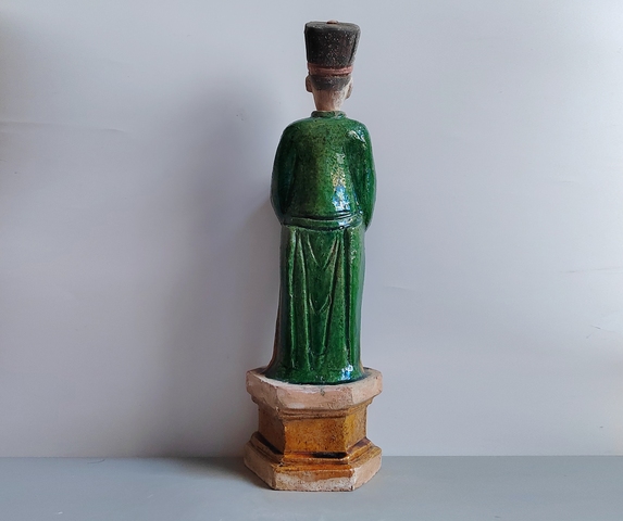 古玩陶瓷高大的明代三彩人物俑43厘米拍賣，當前價格38元