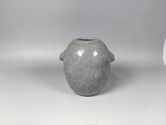 古玩陶瓷清中晚藍哥釉獸耳尊真品鑒賞圖