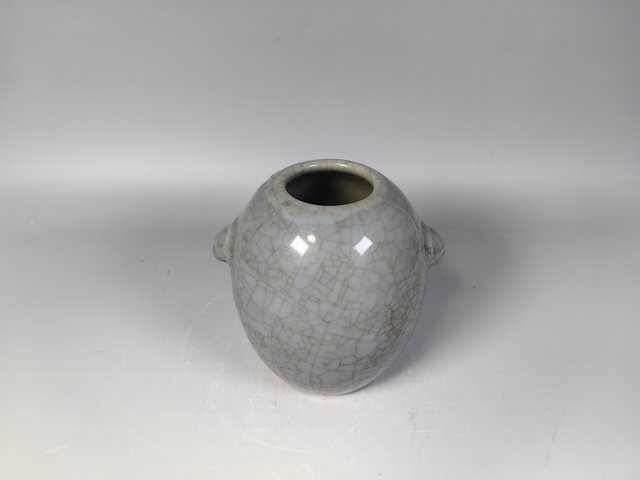 古玩陶瓷清中晚藍哥釉獸耳尊真品鑒賞圖