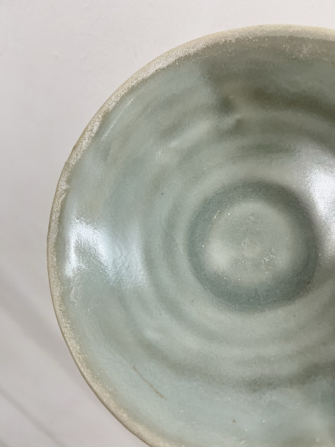 古玩陶瓷宋代龍泉蓮瓣盤真品鑒賞圖