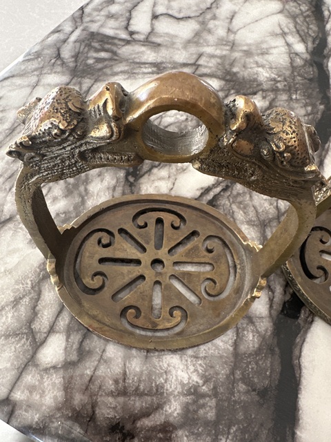 古玩銅器馬蹬真品鑒賞圖