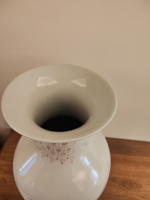 古玩陶瓷花鳥紋粉彩觀音瓶真品鑒賞圖