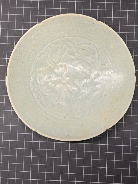 古玩陶瓷青白釉六曲口刻花盤真品鑒賞圖