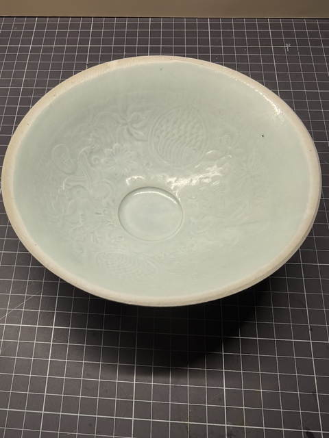 古玩陶瓷宋代芒口圈足覆燒工藝影青碗真品鑒賞圖