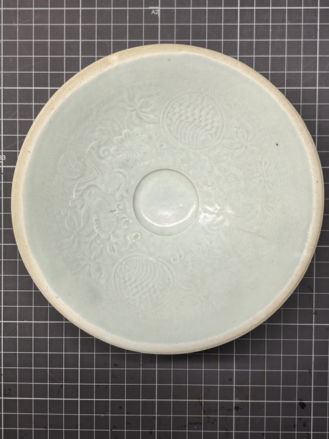 古玩陶瓷宋代芒口圈足覆燒工藝影青碗真品鑒賞圖