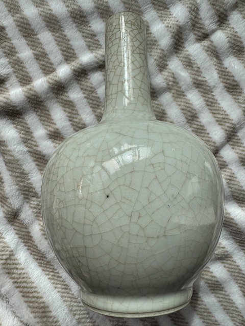 古玩陶瓷哥釉天球瓶真品鑒賞圖