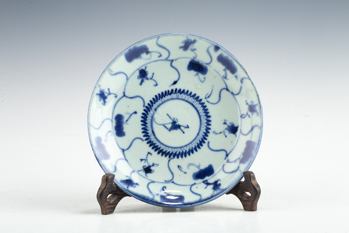 古玩陶瓷清中·青花靈芝花卉紋碗碟一套拍賣，當前價格690元