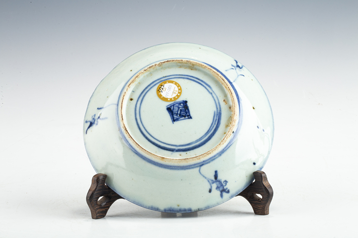 古玩陶瓷清中·青花靈芝花卉紋碗碟一套拍賣，當前價格690元