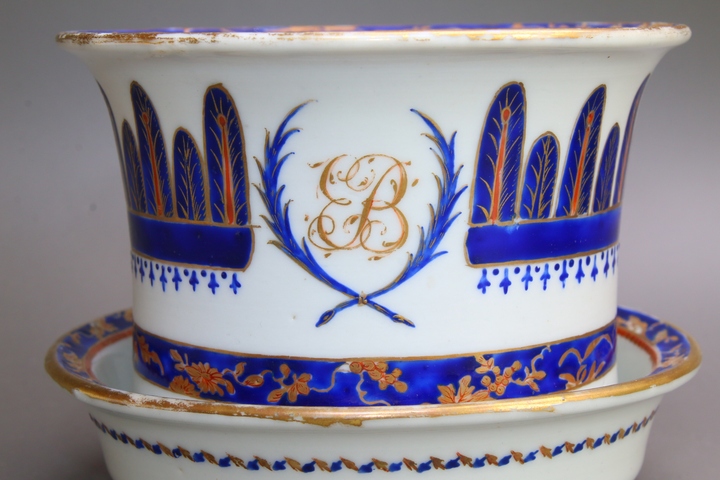 古玩陶瓷清乾隆·藍料彩描金花卉紋花盆一套真品鑒賞圖