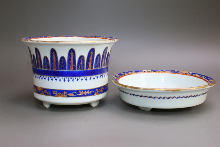 古玩陶瓷清乾隆·藍料彩描金花卉紋花盆一套真品鑒賞圖