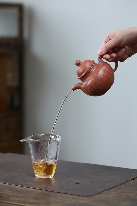 古玩雜項《掇球》紫砂壺真品鑒賞圖