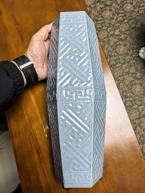 古玩陶瓷橄欖瓶真品鑒賞圖