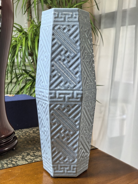 古玩陶瓷橄欖瓶真品鑒賞圖