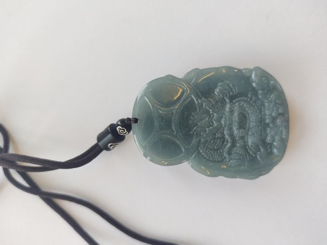 古玩玉器翡翠財神掛件真品鑒賞圖