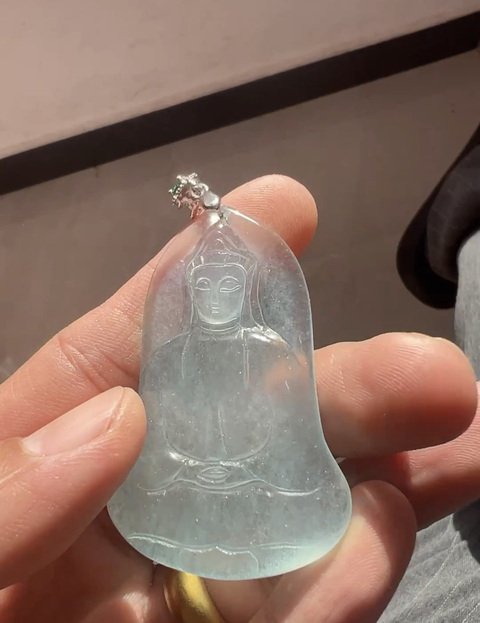 古玩玉器水沫玉“觀音掛件”真品鑒賞圖