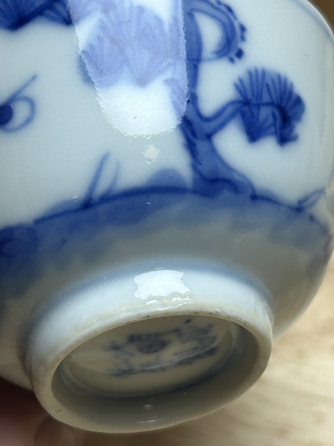 古玩陶瓷日本明治青花歲寒三友杯真品鑒賞圖