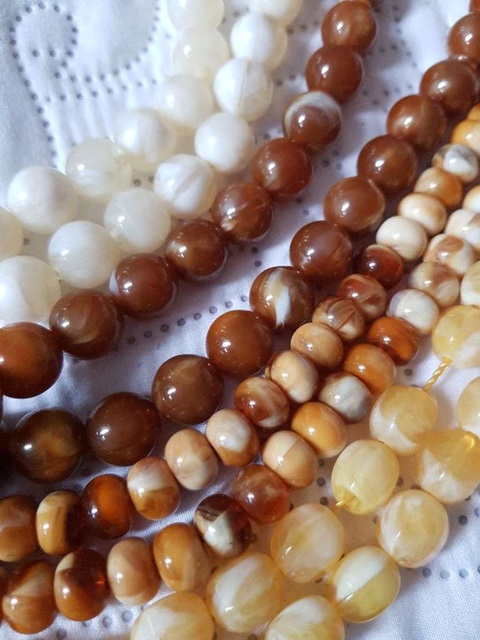 古玩玉器樹脂仿蜜蠟項鏈真品鑒賞圖