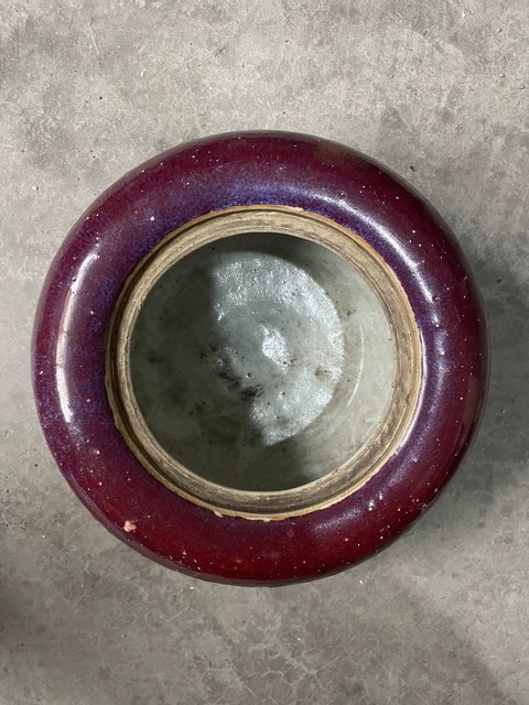 古玩陶瓷清代中期紅釉西瓜罐真品鑒賞圖