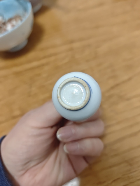 古玩陶瓷清康熙 青花花卉紋小膽瓶真品鑒賞圖