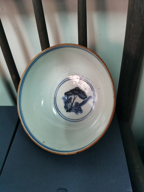 古玩陶瓷明末清初 青花鳳凰花卉紋碗真品鑒賞圖