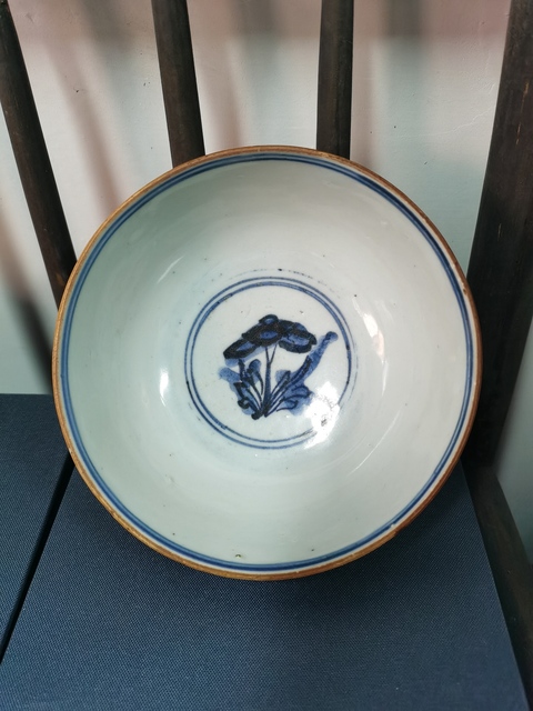 古玩陶瓷明末清初 青花鳳凰花卉紋碗真品鑒賞圖