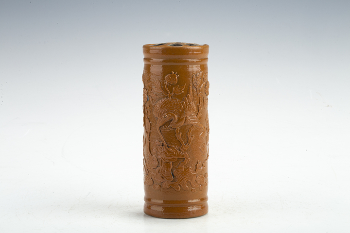 古玩陶瓷晚清民國·黃釉雕瓷花鳥紋香筒真品鑒賞圖