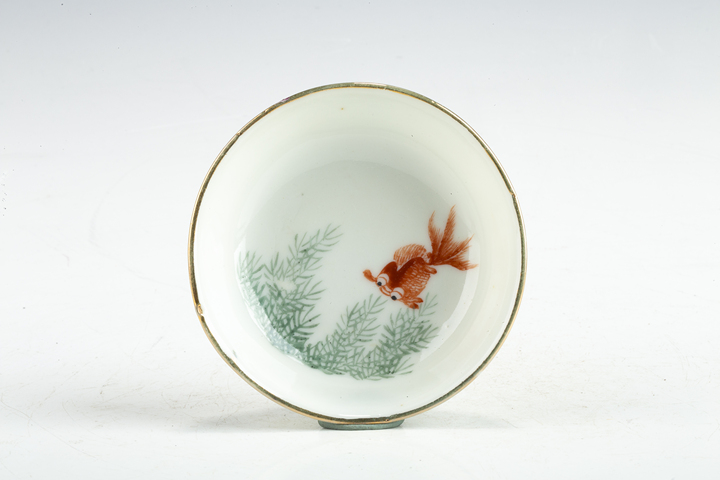 古玩陶瓷民國·粉彩魚澡紋小盤一對真品鑒賞圖