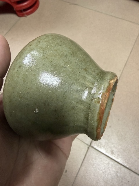 古玩陶瓷龍泉青瓷罐真品鑒賞圖