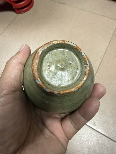 古玩陶瓷龍泉青瓷罐真品鑒賞圖