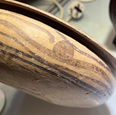 古玩陶瓷有補彩的馬家窯盤真品鑒賞圖