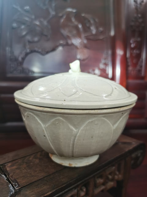 古玩陶瓷蓋碗真品鑒賞圖