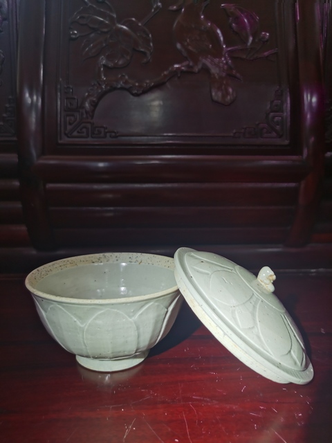 古玩陶瓷蓋碗真品鑒賞圖