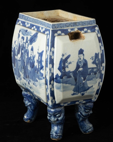 古玩陶瓷清晚期 青花人物紋香爐真品鑒賞圖